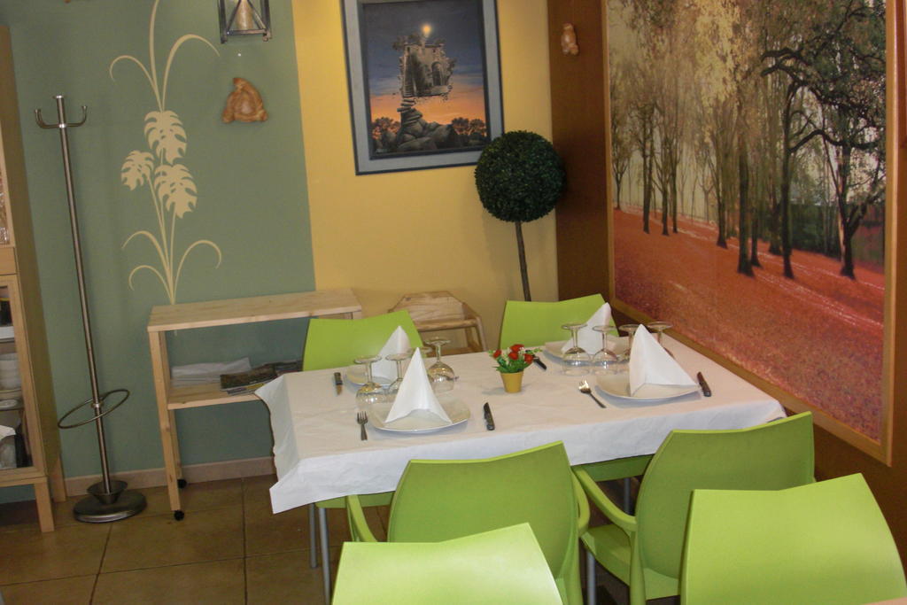 Ca La Conxita Hostal & Restaurante Hotel La Vajol Eksteriør billede