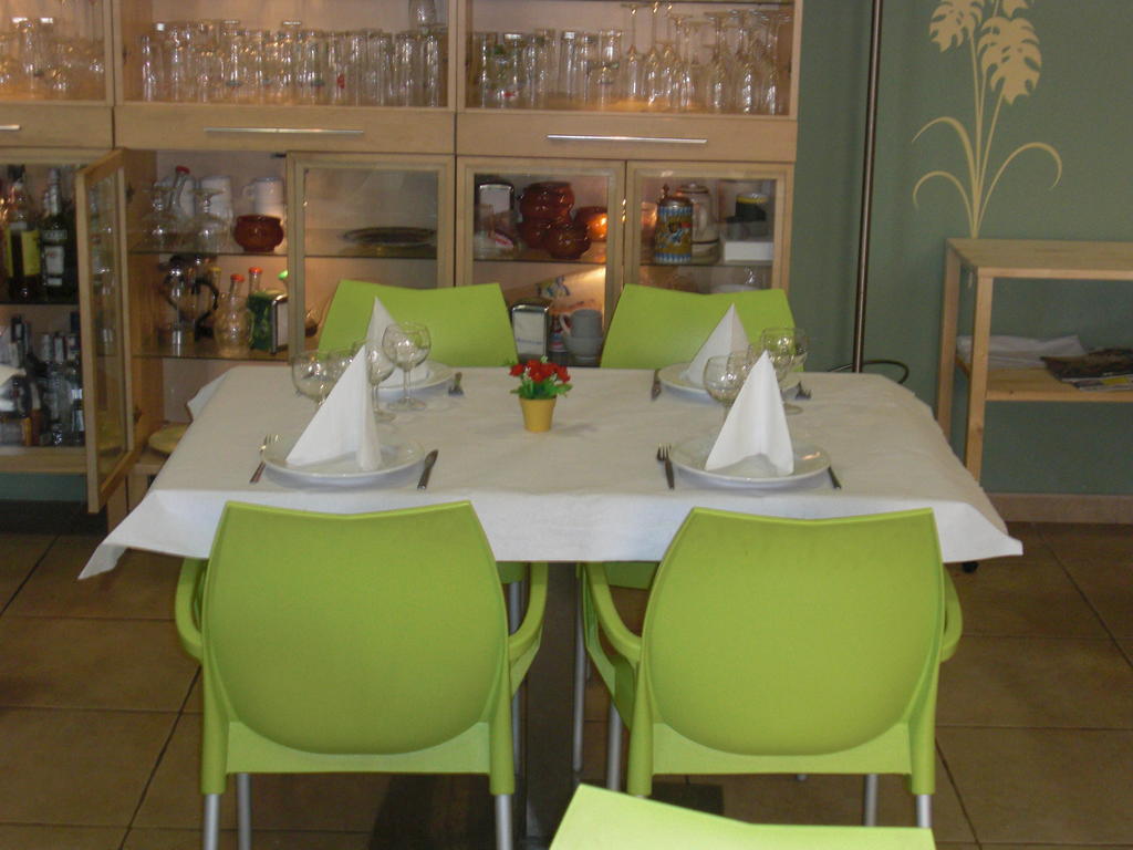 Ca La Conxita Hostal & Restaurante Hotel La Vajol Eksteriør billede